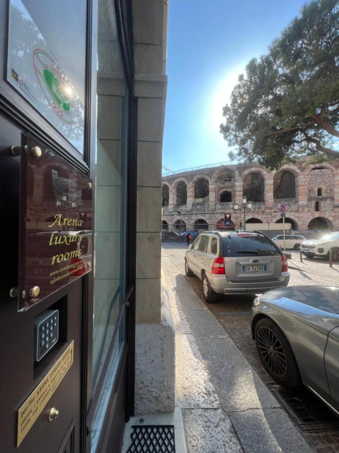 Arena Luxury Rooms Verona Esterno foto