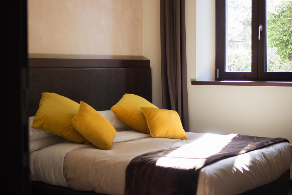Arena Luxury Rooms Verona Esterno foto