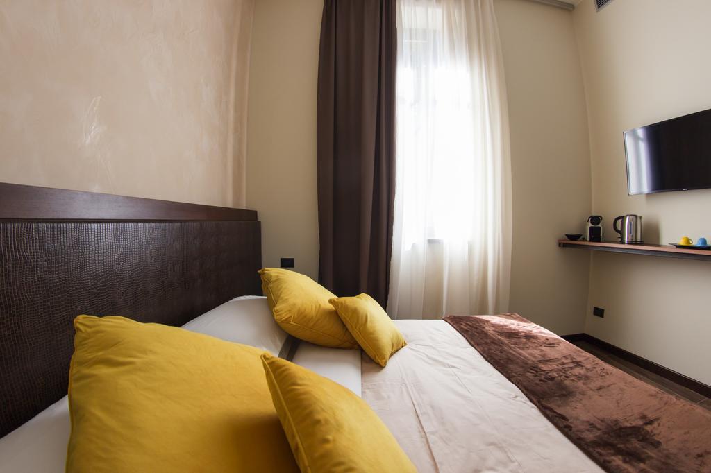 Arena Luxury Rooms Verona Esterno foto