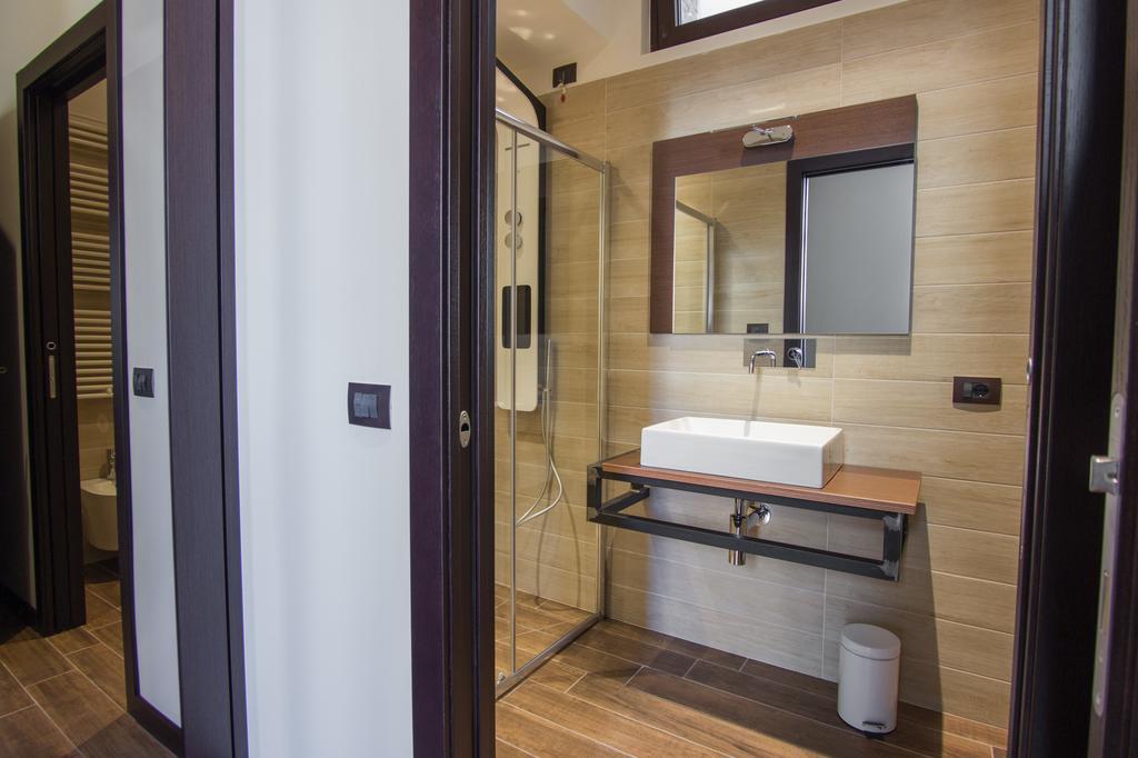 Arena Luxury Rooms Verona Esterno foto